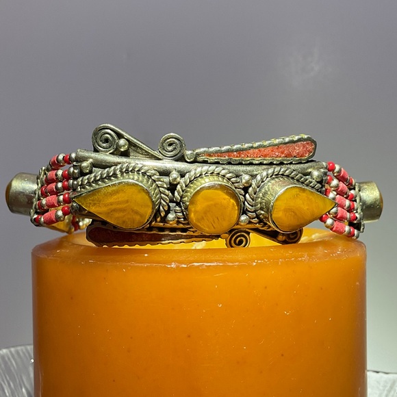tibetan Jewelry - NWOT TIBETAN SILVER HANDCRAFTED Women's Bracelet